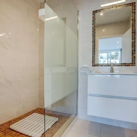 Jacks House - 5 Minutes From The Apartament